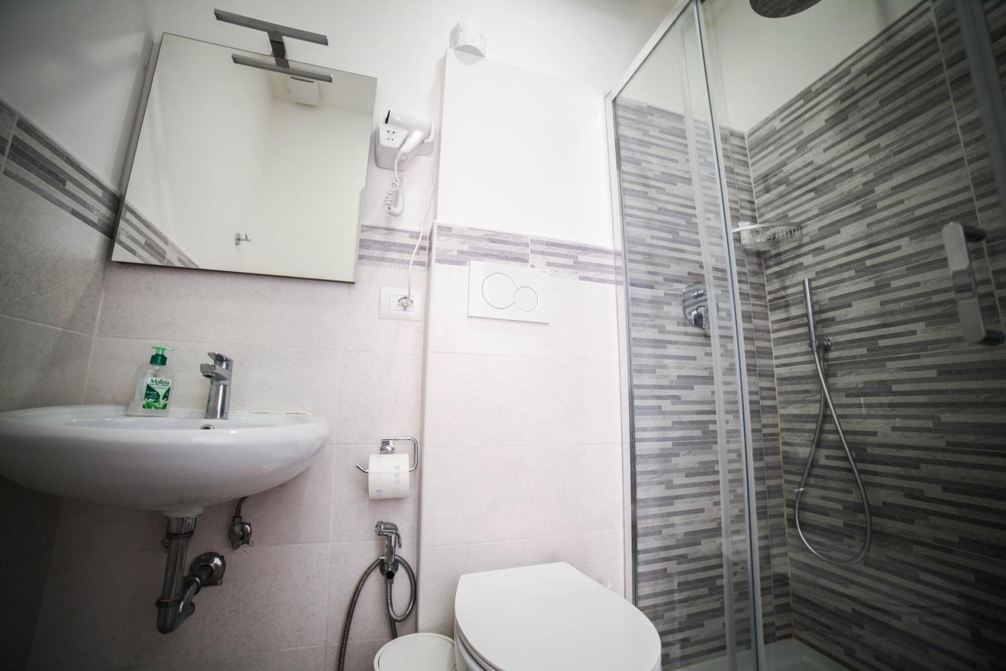 Cosmo Guesthouse Rome Exterior photo